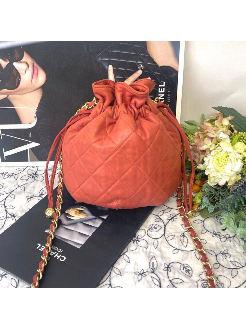 Chanel Drawstring Quilted Chain Shoulder Bag - Picture 2 of 11